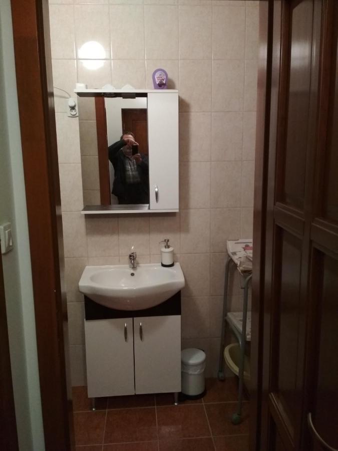 Julia Vendeghaz Apartment Tar ภายนอก รูปภาพ